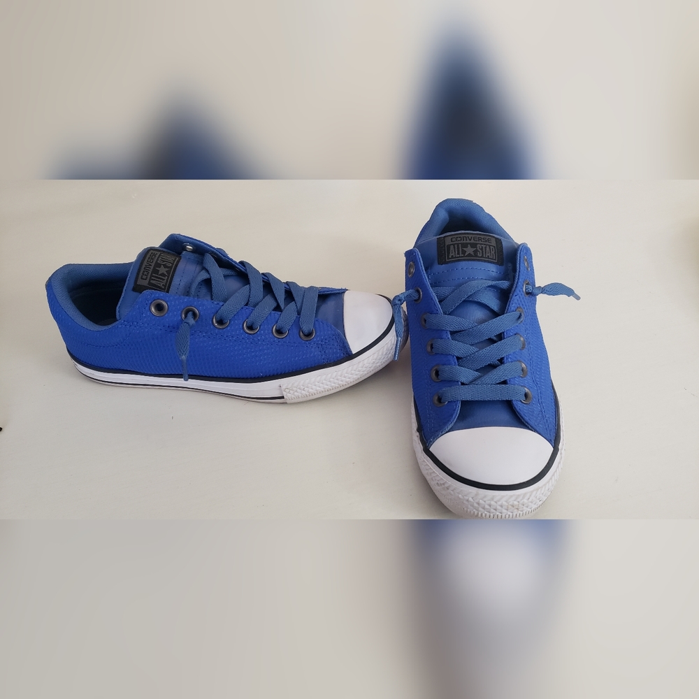 Converse Shoes, Size 5 Junior, Royal Blue